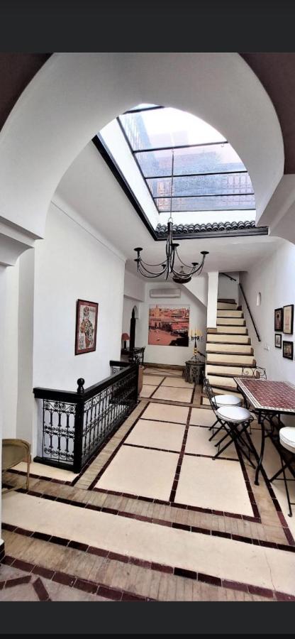 Riad Privatise Jusqu A 5 Personnes A 5 Minutes Place Jemma El Fna Loue Avec Menage Et Petit Dejeuner Compris Marakeş Dış mekan fotoğraf